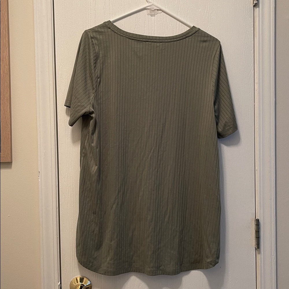 Lane Bryant Top - Picture 2 of 2
